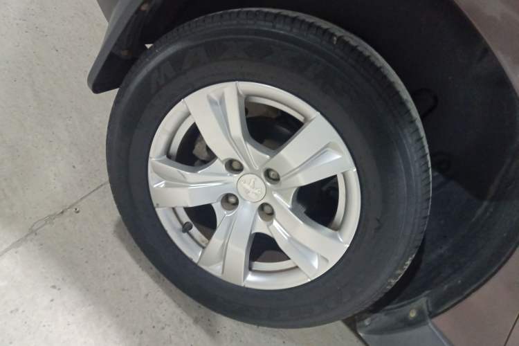 Used Peugeot 2008 2014 1.6L Manual Trend Edition