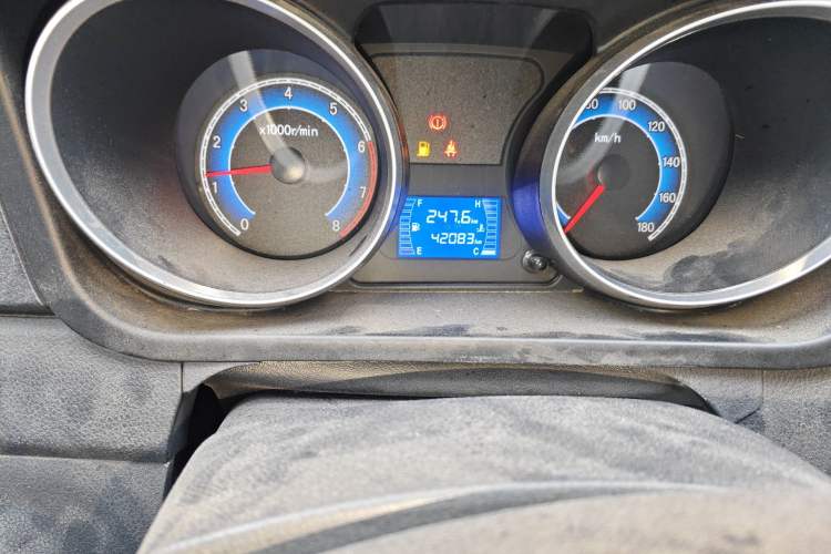 Used CHANGAN KAICHENG Ruixing M90 2021 2.0L Standard Version Flat-Top Liftgate 6-Seater LJ481Q6
