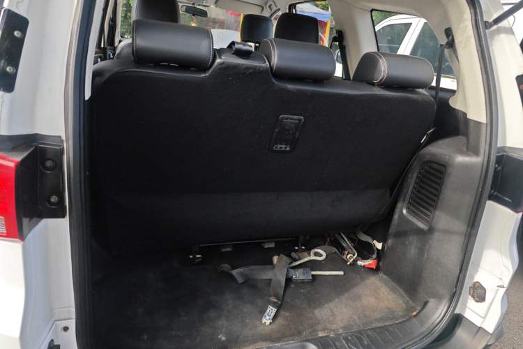 Used HYOSOW H3 2015 1.5L manual Comfort trim level