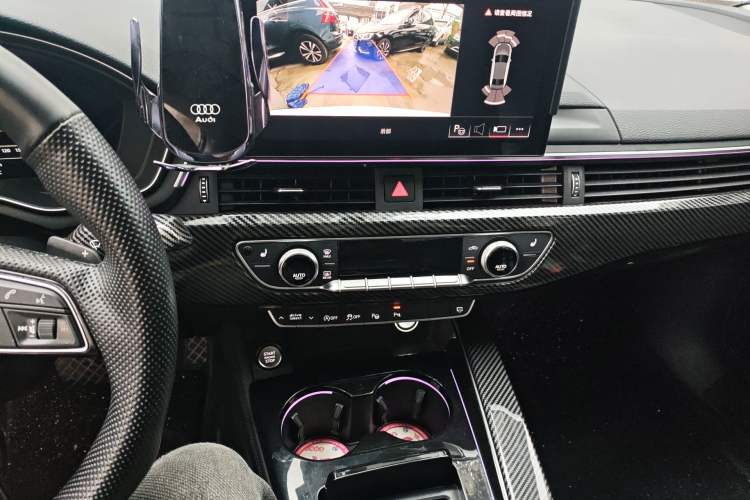 Used Audi A4L 2022 40 TFSI Luxury Dynamic Model Audio And AC Panel