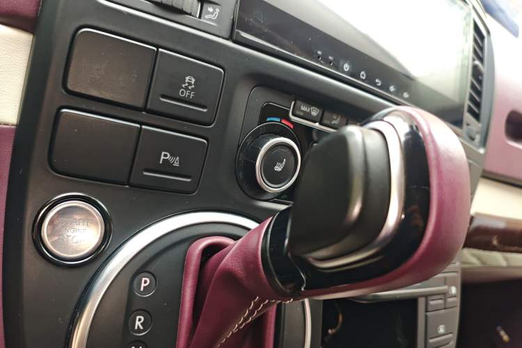 Used Volkswagen Multivan 2012 2.0 TSI Four-Wheel Drive Deluxe Edition Gear Lever