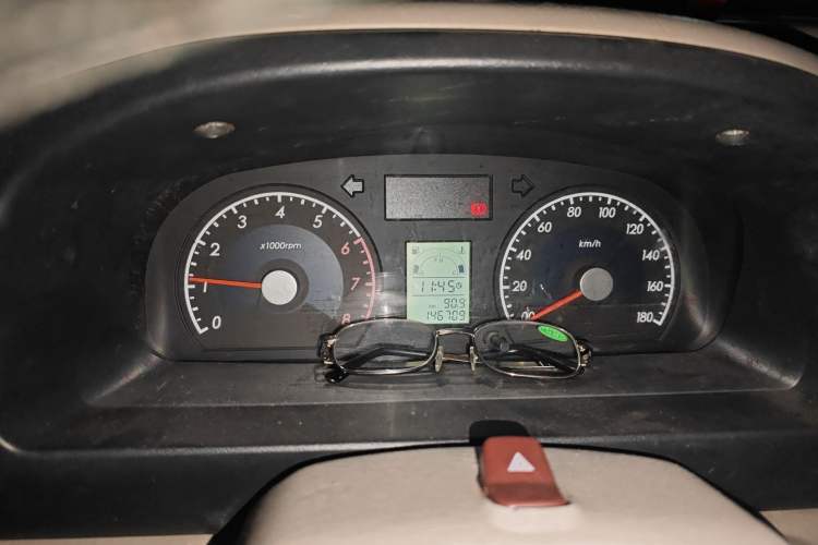 Used Suzuki Wagon R 2012 All-Purpose Model 1.4L Manual Standard Version
