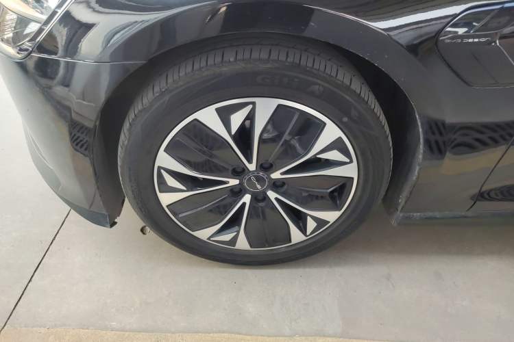 Used BYD Seal 2022 550 km Standard Range Rear-Wheel Drive Prestige Version