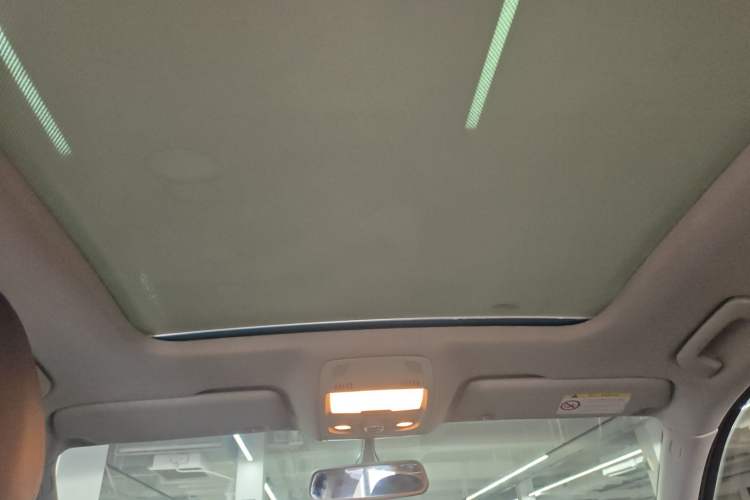 Used Audi Q5 2017 Plus 40 TFSI Ambition Model Headliner