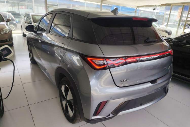 Used BYD Dolphin 2023 420 km Fashion Edition