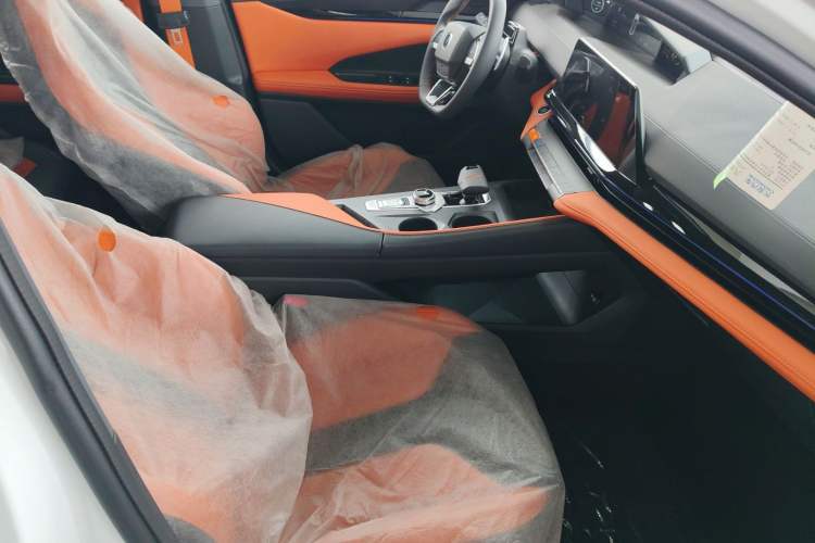 Used Changan UNI-V 2024 2.0T High-Performance Version