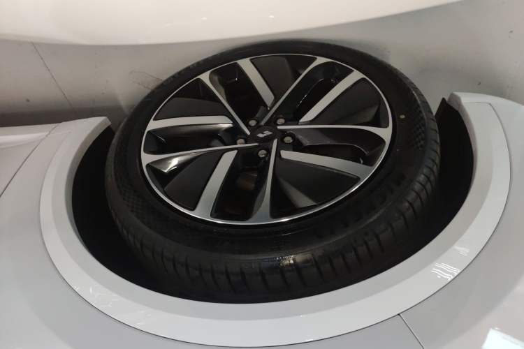 Used Li Auto L9 2022 Max model
