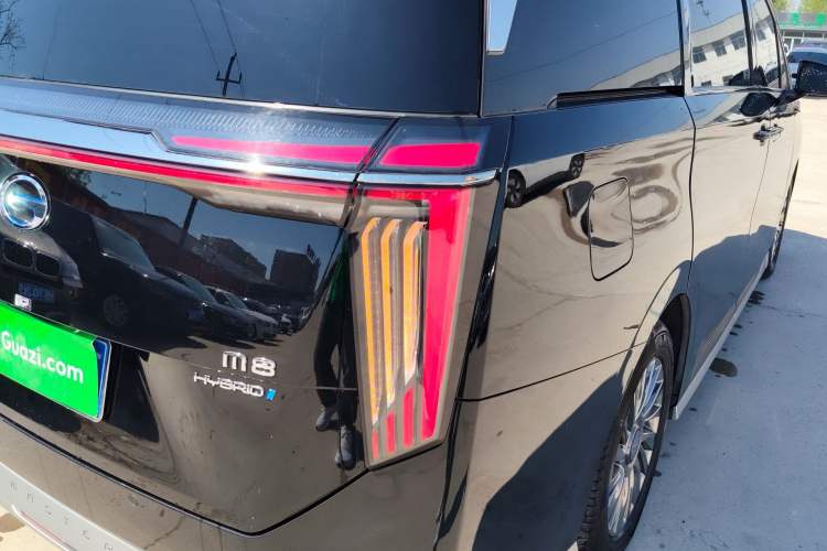 Used GAC Trumpchi M8 2023 Zongshi Series Dual-Motor Flagship Edition Right Rear Taillight