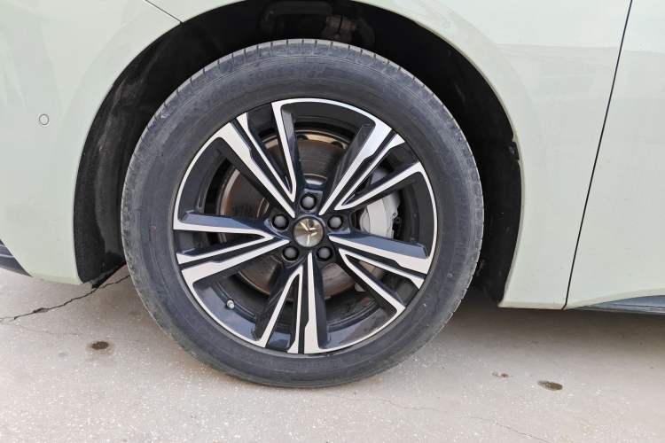 Used Hongqi EH7 2024 690 Pro