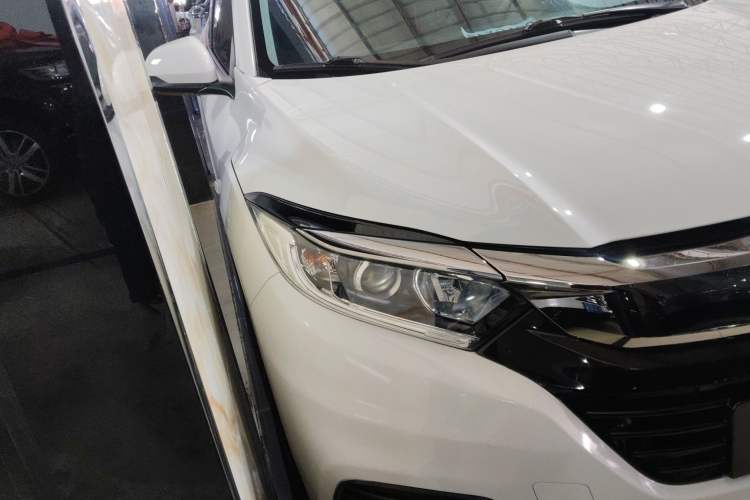 Used Honda Vezel 2020 1.5L CVT Elite Edition
