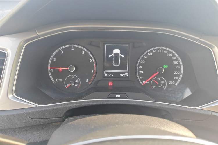 Used Volkswagen T-ROC 2018 230TSI DSG Two-Wheel Drive Advanced Version China V Standard Instrument Cluster