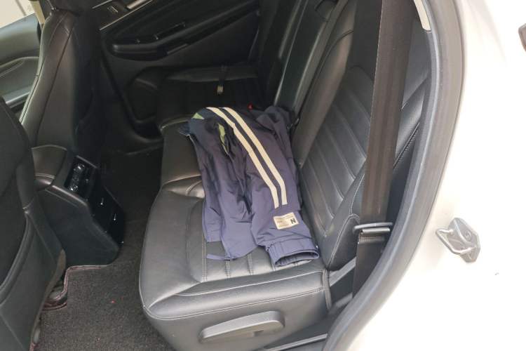 Used Ford Edge 2018 EcoBoost 245 Two-Wheel-Drive Titanium 7-Seater China V Standard