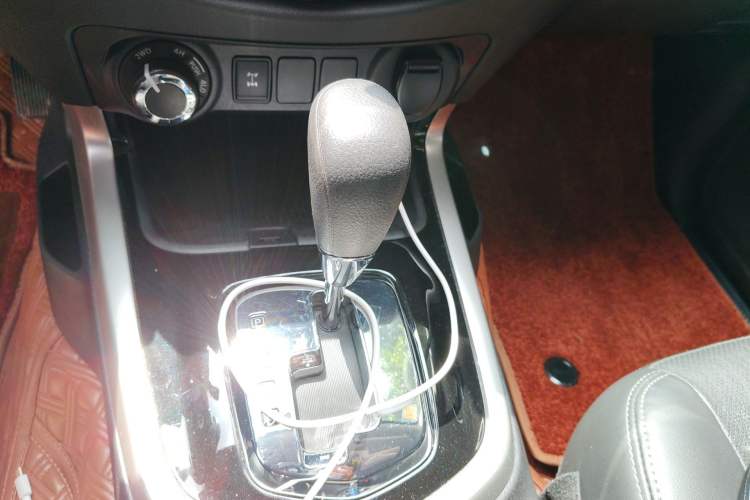 Used Nissan Terra 2020 2.5L XL Upper 4WD Automatic Four-Wheel Drive Luxury Edition
