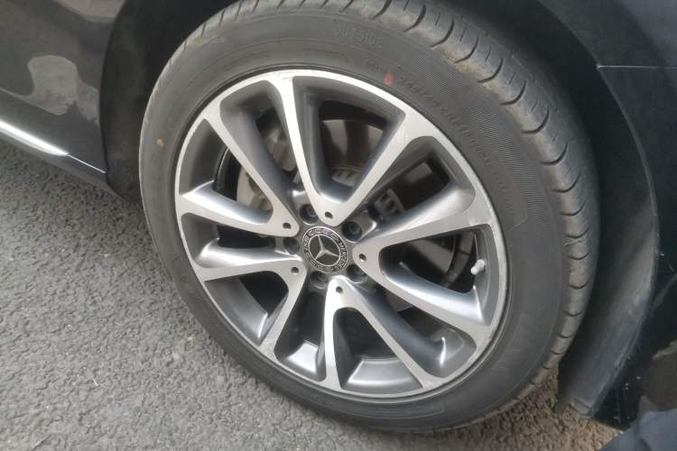 Used Mercedes-Benz E-Class 2019 E 260 L 4MATIC
