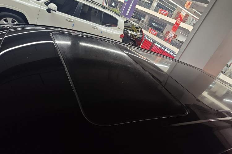 Used Denza D9 2022 DM-i 970 Four-Wheel Drive Flagship Model Roof