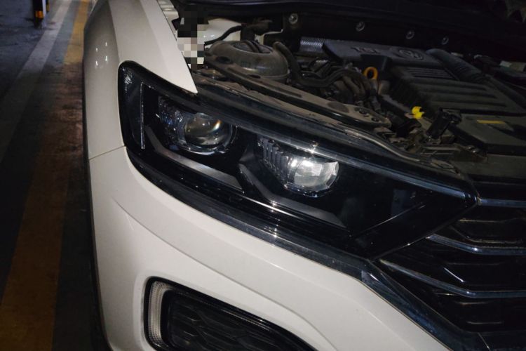 Used Volkswagen T-ROC 2018 280TSI DSG Two-Wheel-Drive Comfort Version China V Standard
