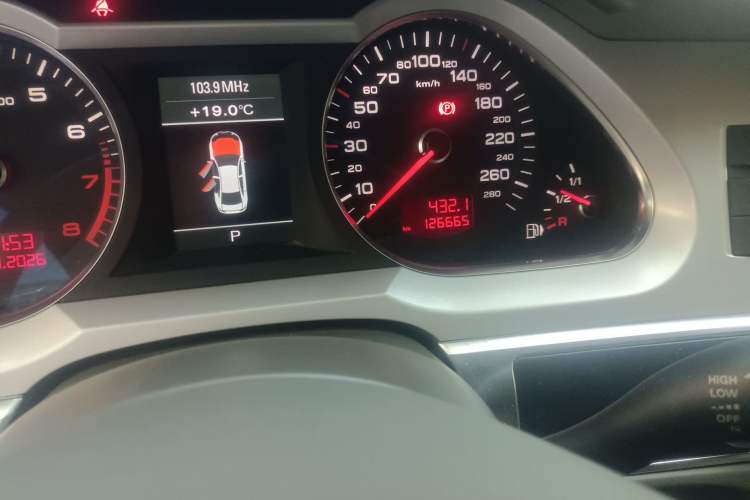 Used Audi A6L 2011 2.4L Comfort Edition