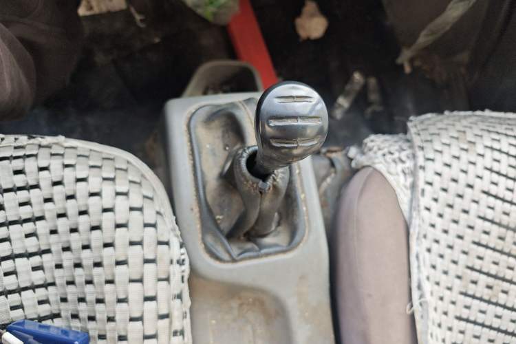 Used Wuling Zhiguang 2015 1.2L S Practical Model LSI Gear Lever