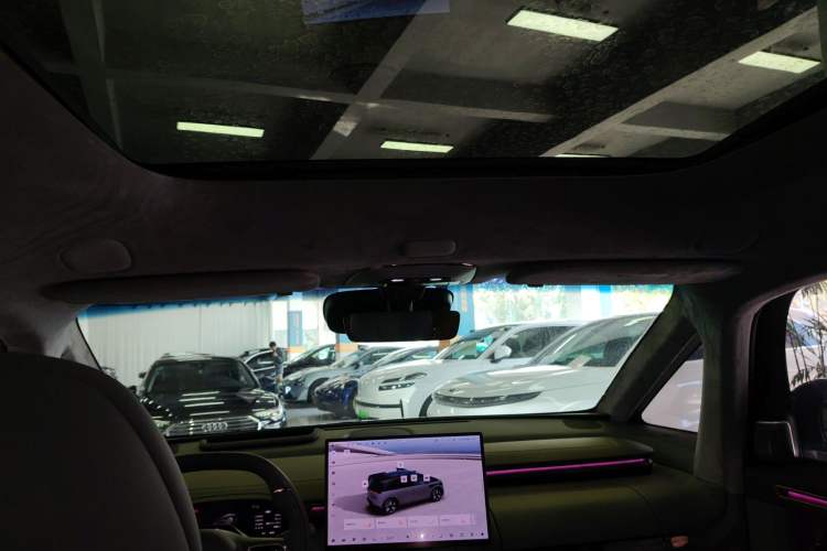 Used Zeekr MIX 2025 Intelligent Driving Version
