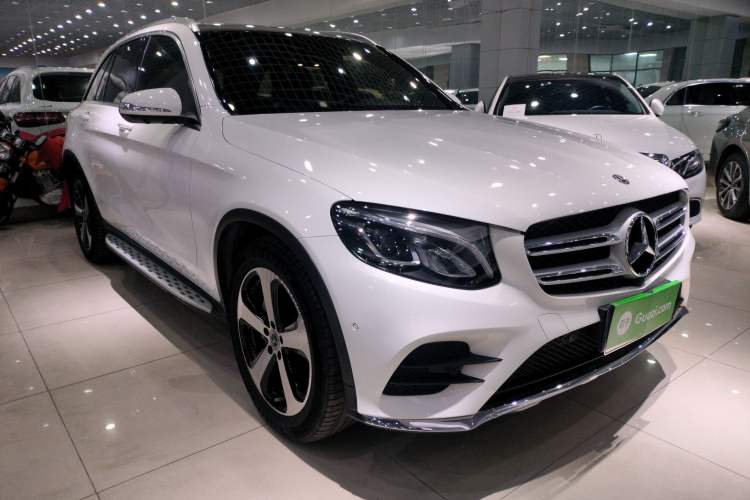 Used Mercedes-Benz GLC 2017 GLC 260 4MATIC Luxury Model
