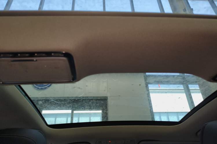 Used Mercedes-Benz C-Class 2021 C 260 L Sport Edition Star Collection Headliner