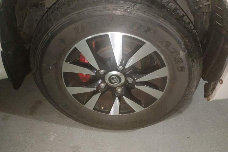 Used Toyota Land Cruiser 
