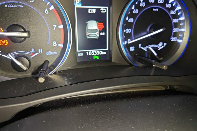 Used Toyota Highlander 2018 2.0T Four-Wheel Drive Luxury Version 7 Seats China VI Standard
