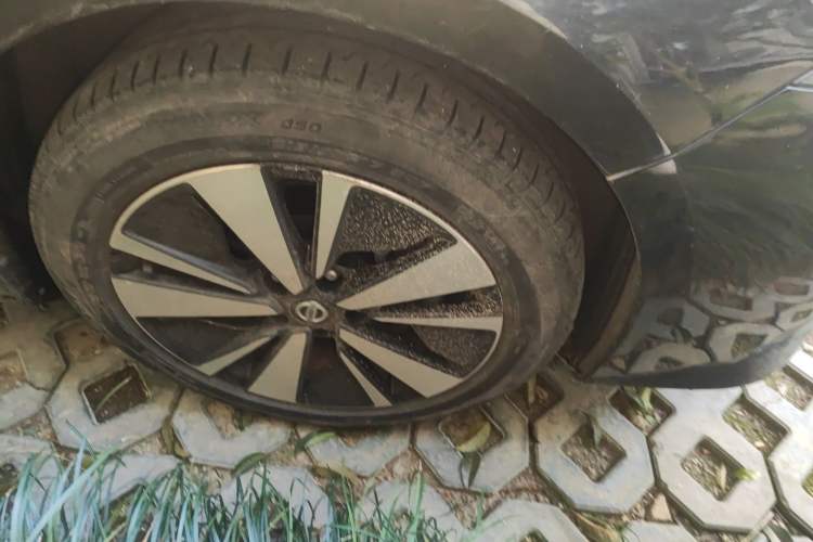 Used Nissan Teana 2019 2.0L XL Upper SmartDrive Version Right Front Wheel Hub