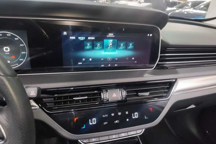 Used Hongqi HS5 2019 2.0T Smart Connect Flagship All-Wheel-Drive Version