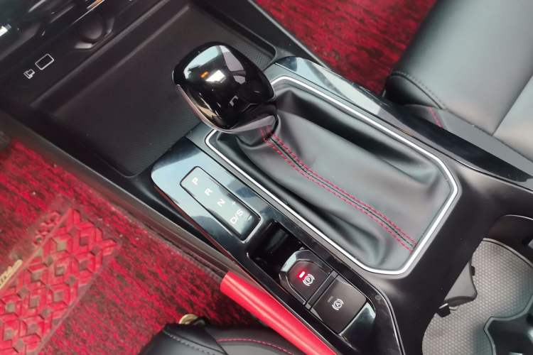 Used MG 5 2022 180 DVVT CVT Youth Style Edition