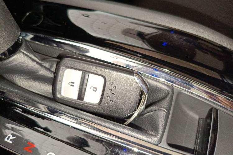 Used Honda Vezel 2020 220 TURBO CVT Luxury Edition