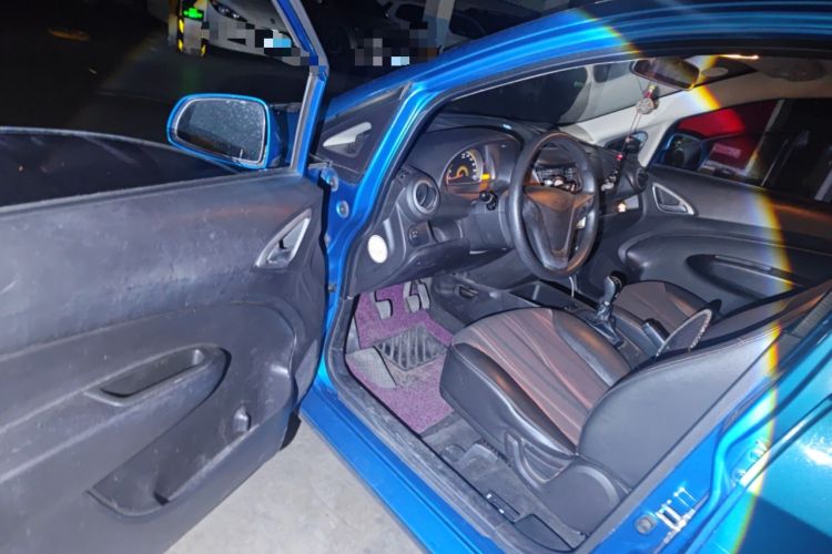 Used Chevrolet Sail 2013 Sedan 1.4L Manual - Youyi Happiness Edition Driver Seat