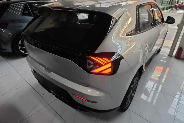 Used ARCFOX T1 2025 Model 425 PRO