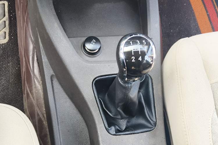 Used Wuling Hongguang 2014 1.5L S Standard Version