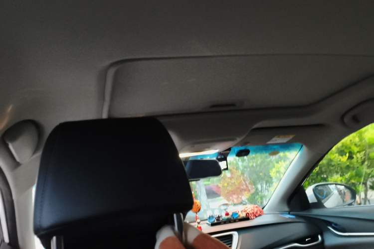 Used Buick GT 2019 18T Automatic Connected Elite Model China VI Standard Headliner