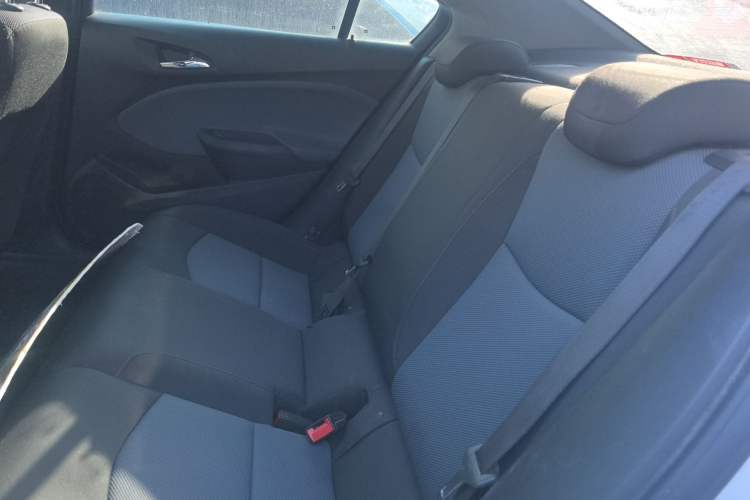 Used Chevrolet Cruze 2018 Redline 320 Automatic Pioneer Edition
