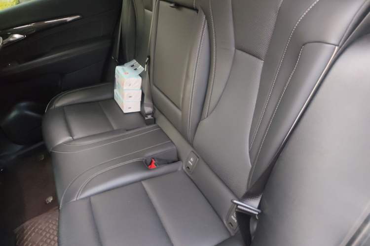 Used Buick Envision 2022 Encore Plus 652T Five-Seat Luxury Model
