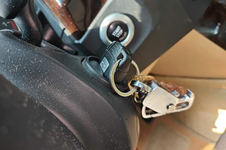 Used BMW 5 Series 2009 530Li Leading Model