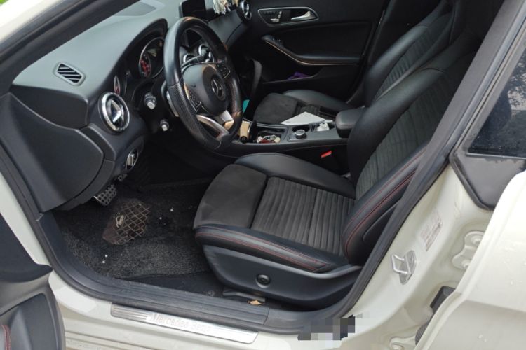 Used Mercedes-Benz CLA 2016 Year Restyled CLA 220 4MATIC Left Front Seat