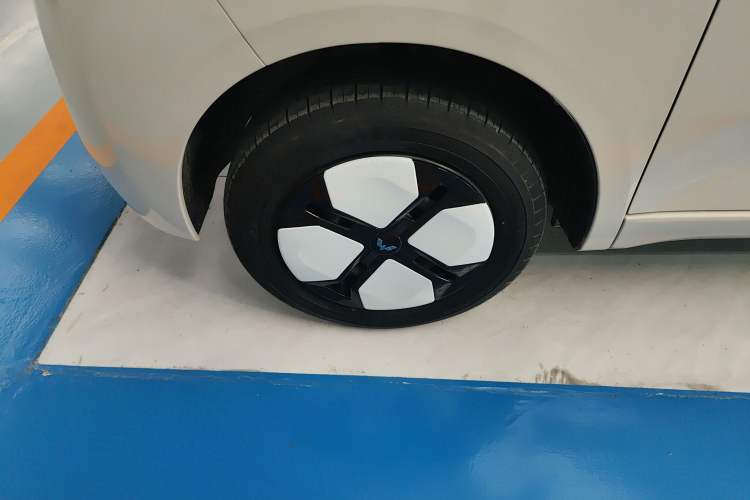 Used Wuling Hongguang MINIEV 2024 3rd Generation 215km Advanced Version