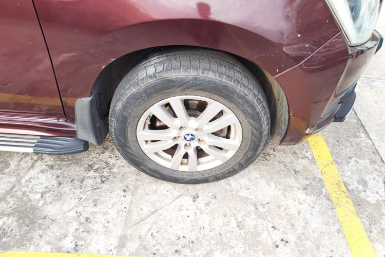 Used Venucia T70 2015 2.0L CVT Smart Edition
