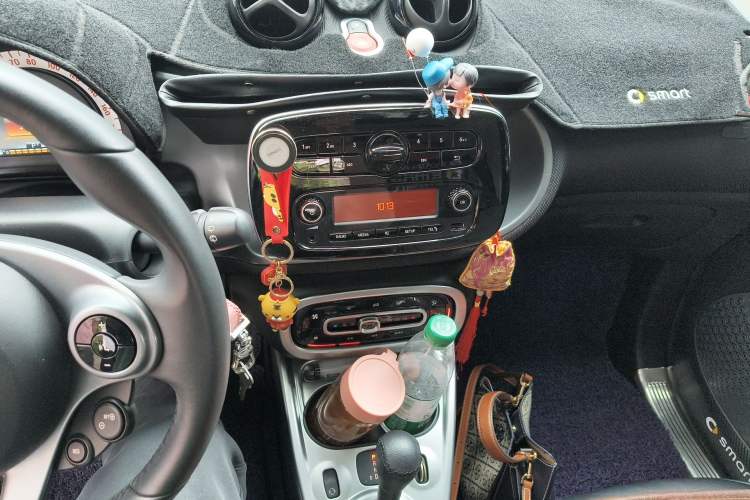 Used smart fortwo 2015 1.0L 52 kW Hardtop Passion Edition
