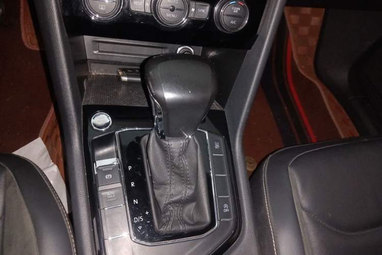 Used Volkswagen Tiguan L 2018 280TSI Automatic Two-Wheel Drive Comfort Edition