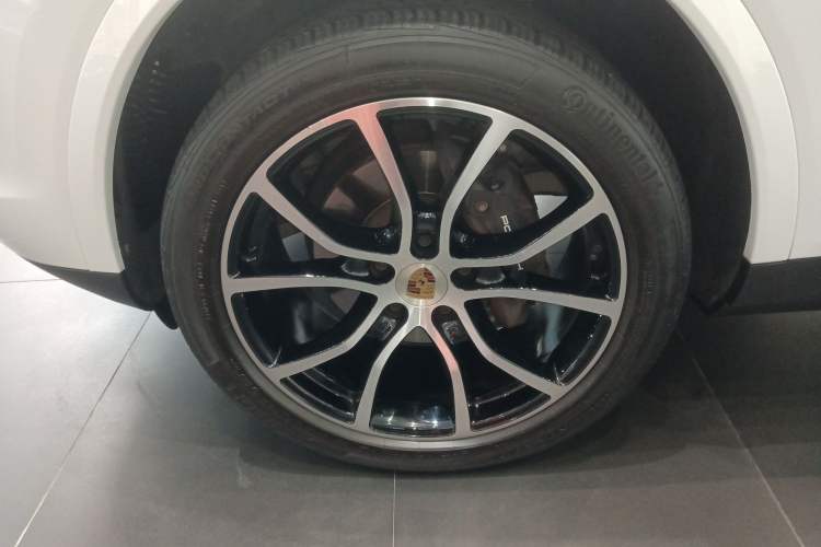 Used Porsche Cayenne E-Hybrid 2023 Cayenne E-Hybrid 2.0T Platinum Edition