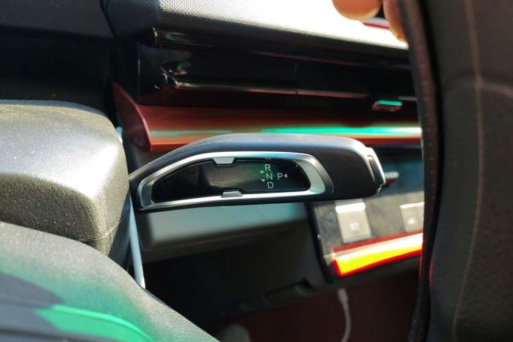 Used Farizon Super VAN 2024 Zhifu Edition Mid-axle Low-Roof 83 kWh
