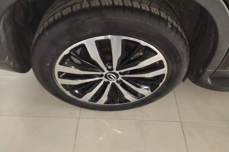 Used GAC Trumpchi GS4 New Energy 2017 1.5L PHEV Deluxe Edition Exterior 5