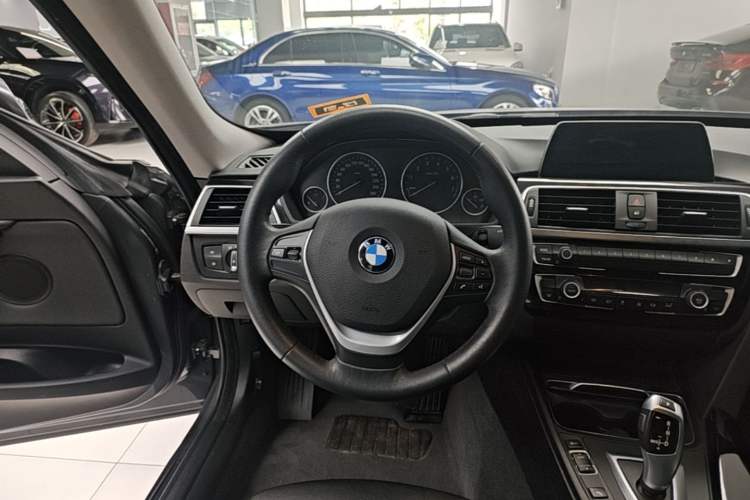 Used BMW 3 Series GT 2019 320i Sport Edition
