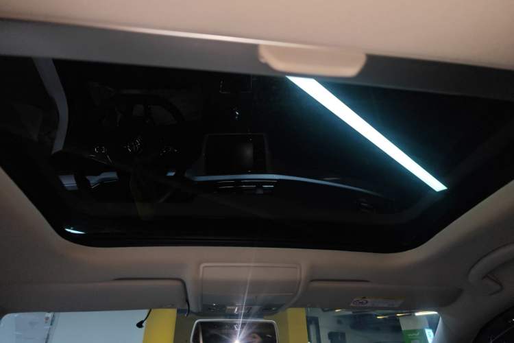 Used Volkswagen Lamando 2019 230TSI DSG Vision Edition China VI Standard Headliner