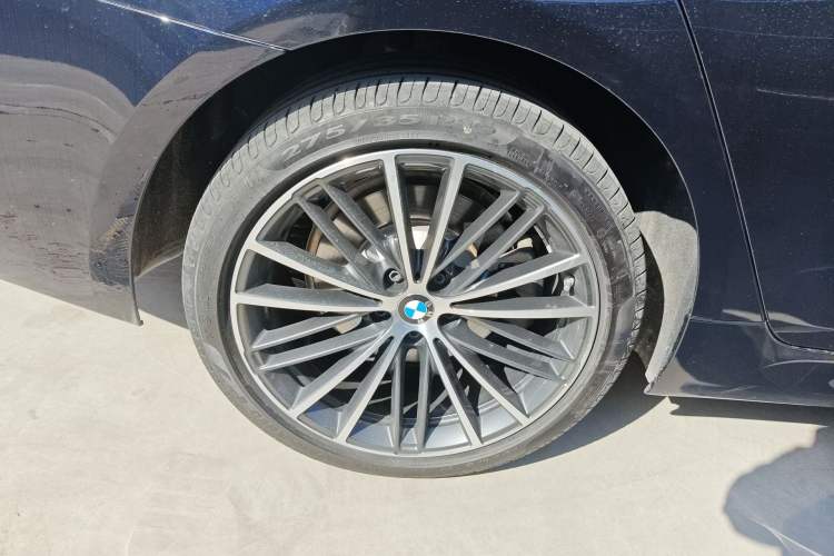 Used BMW 5 Series 2023 530Li Leading Model M Sport Package