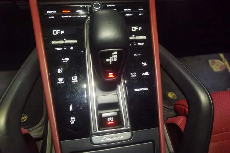 Used Porsche Cayenne E-Hybrid 2019 Cayenne E-Hybrid 2.0T